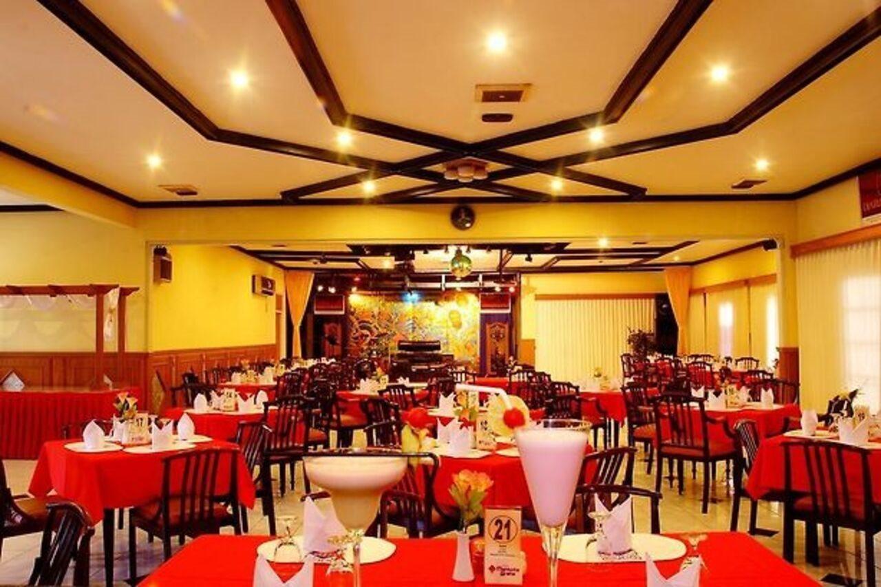 Urbanview Hotel Crown Tasikmalaya By Reddoorz Buitenkant foto